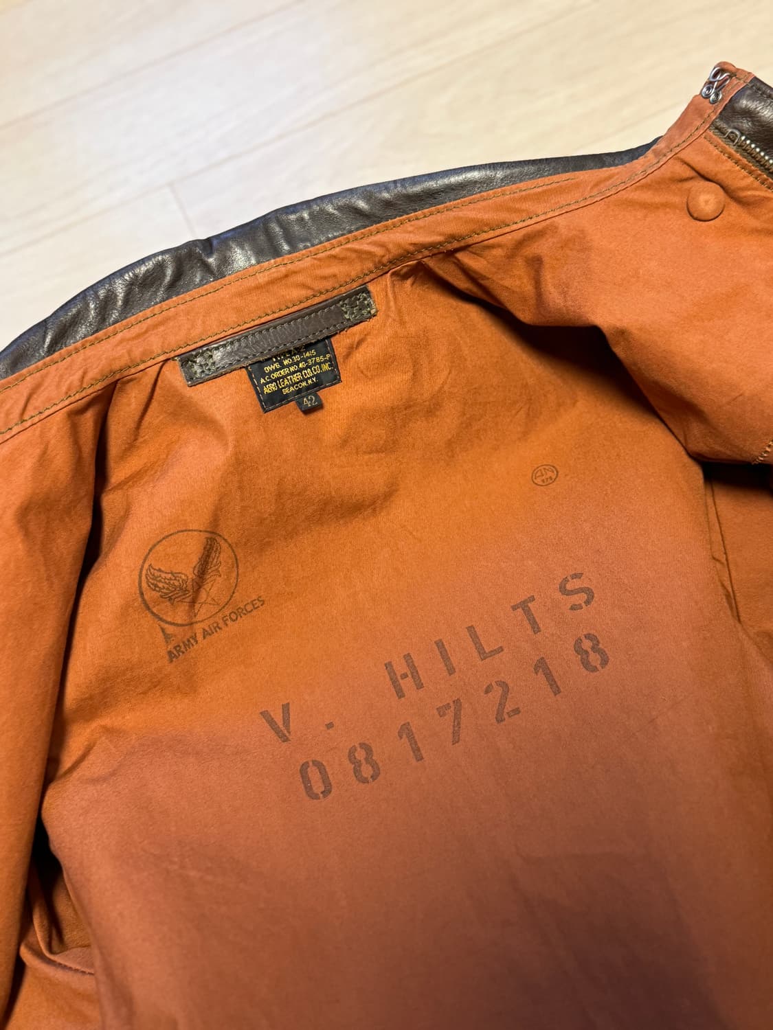 에어로레더 a-2자켓 42사이즈 팝니다 상품이미지5