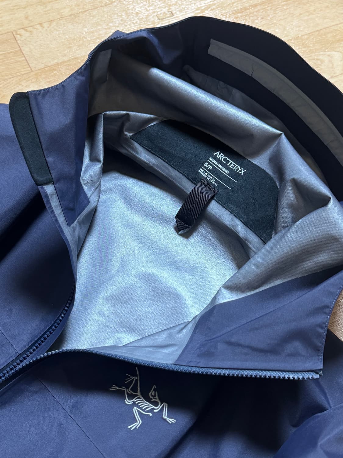 아크테릭스 베타 블랙사파이어 신품급 상품이미지9