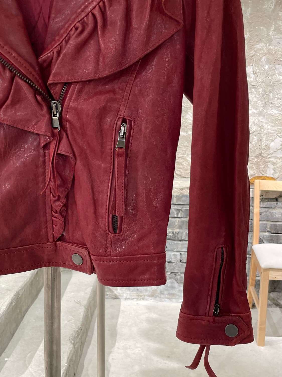 레드 발렌티노 레드 프릴 글로시 램스킨 레더 자켓  상품이미지5