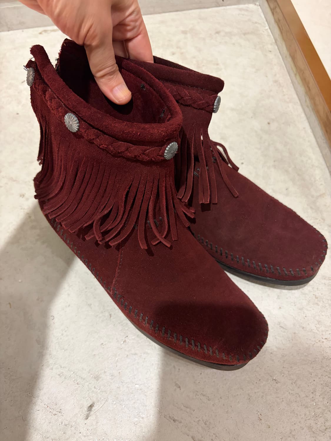 미네통카 버건디 240 상품이미지5