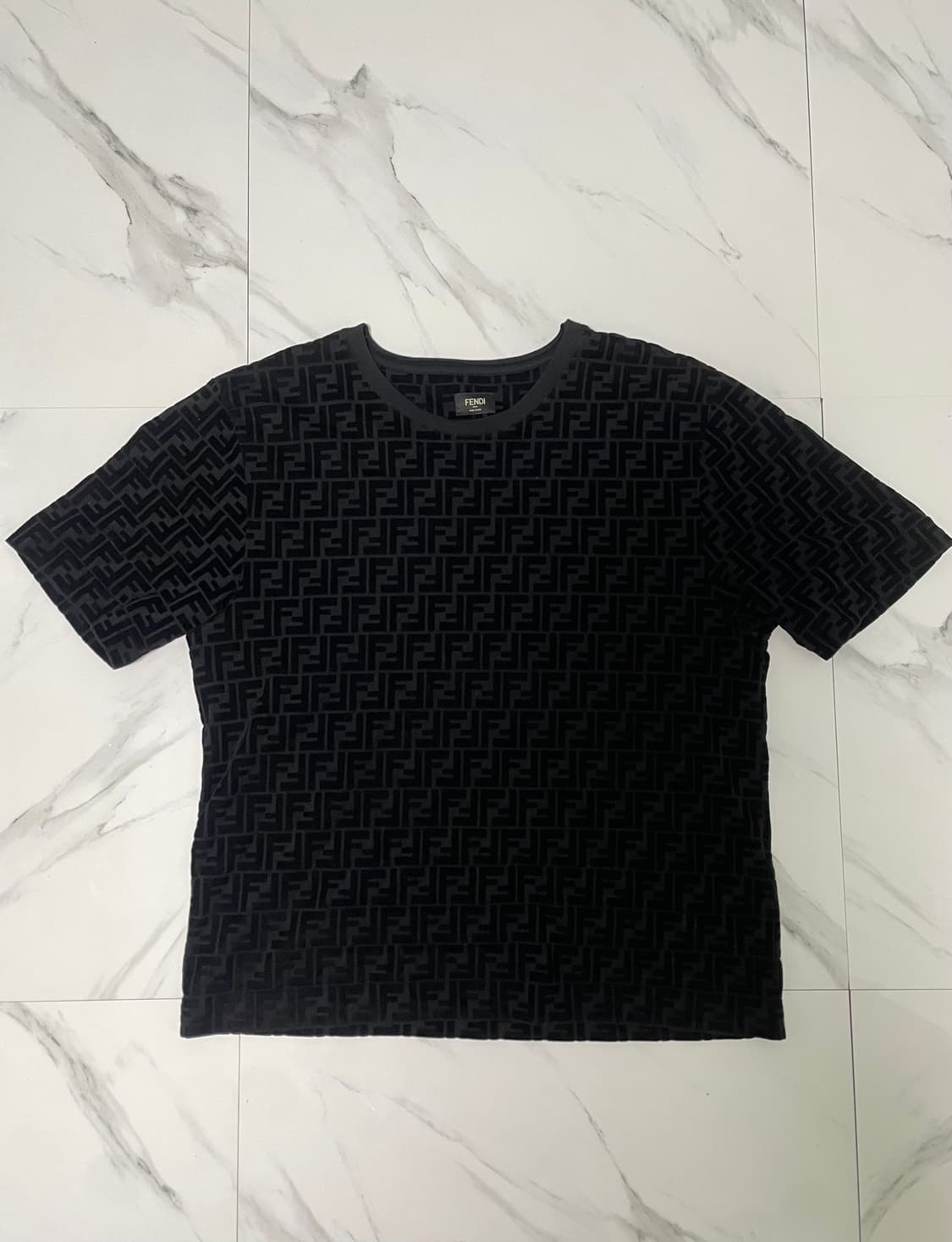 펜디 FF모티프 벨벳 반팔 XL 상품이미지1