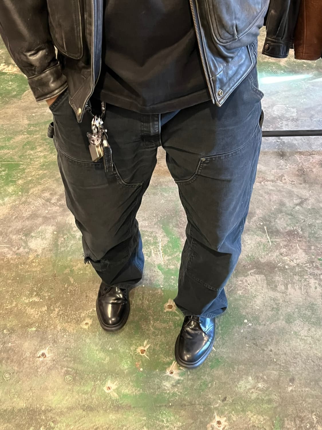 [36x30] 칼하트 더블니 워크팬츠 B136 빈티지 페이드 블랙 상품이미지3