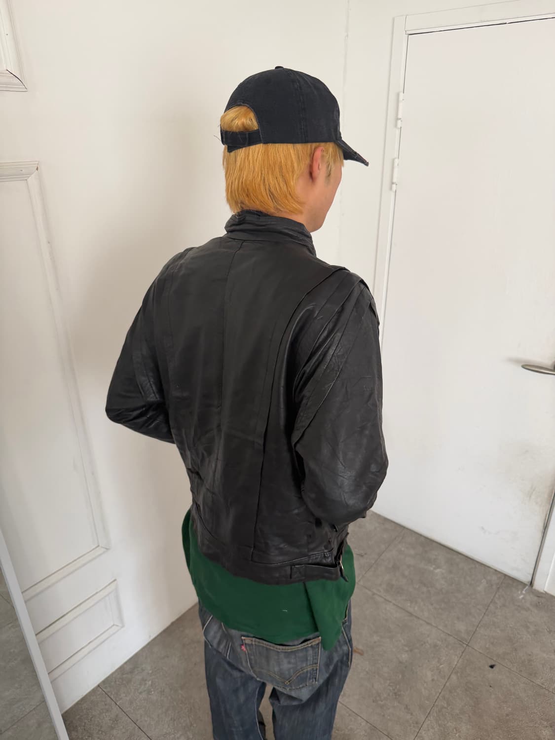 하이넥 버튼 포인트 블루종 레더 자켓 상품이미지10