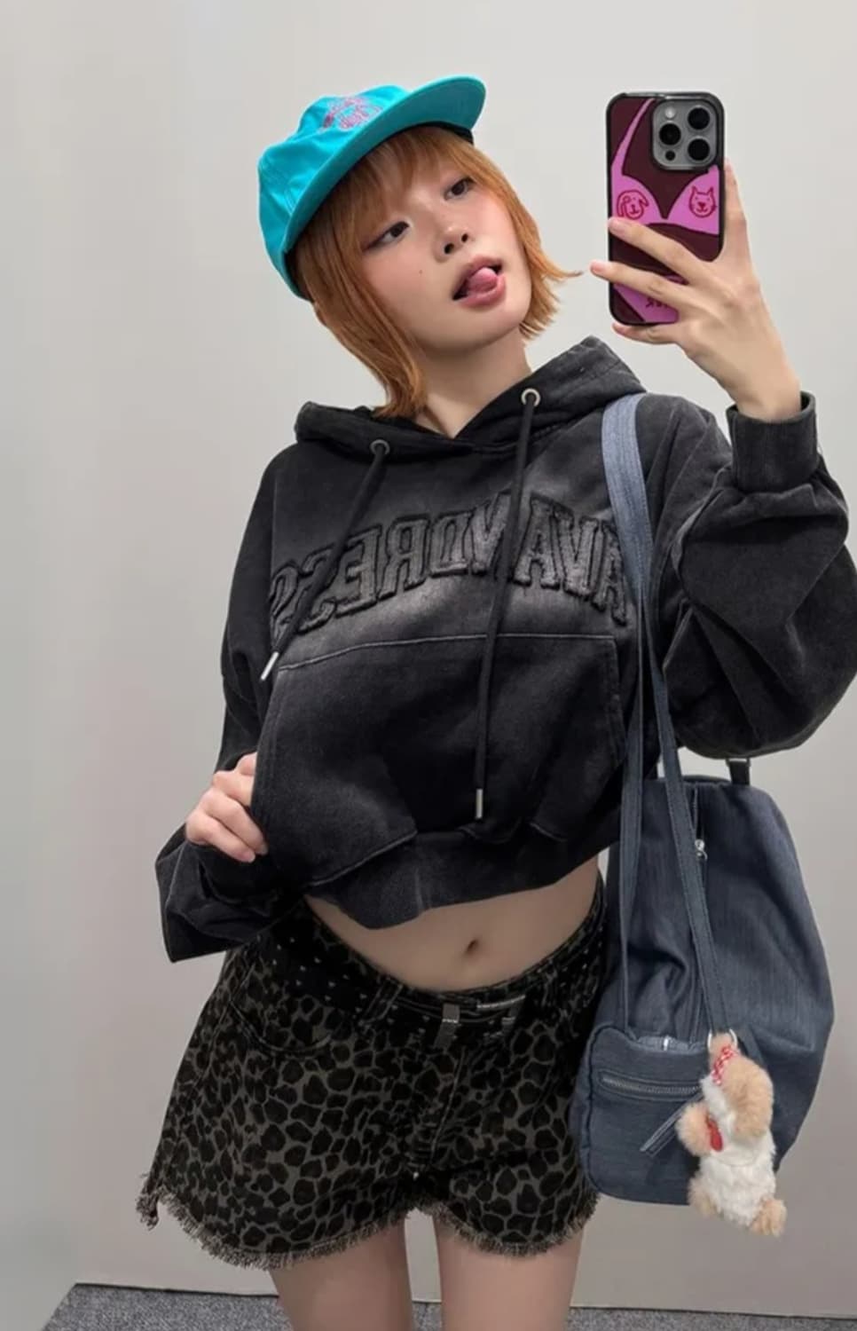 홀리데이비지터 빈티지 클럽 로고 6패널 캡 상품이미지1
