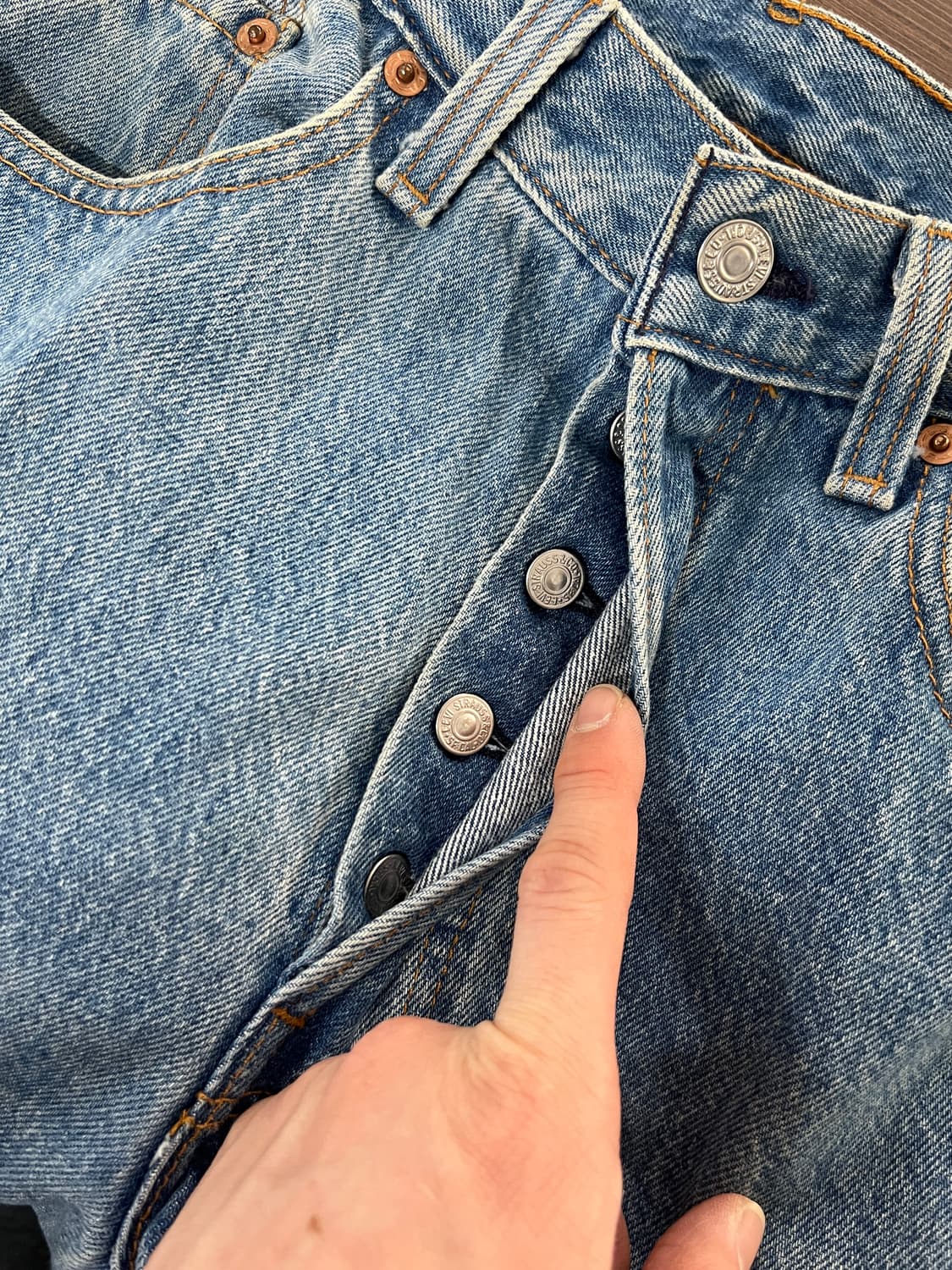 90s USA Levis 리바이스 501 스트레이트 연청 데님 팬츠 상품이미지6