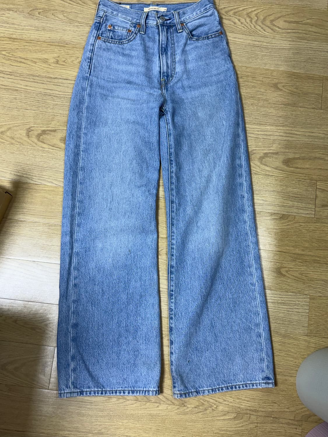 리바이스 프리미엄 립케이지 와이드핏 데님 팬츠 24 A6081-0002 상품이미지5