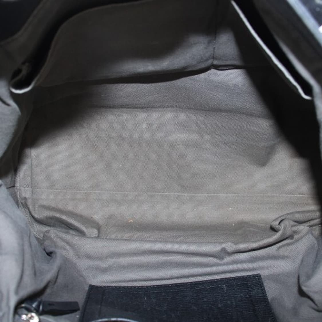 비비안 웨스트우드 로고 패턴 가죽 토트백 상품이미지5