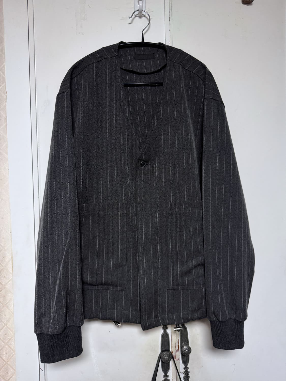 DNSR 스트라이프 브이넥 카라리스 자켓 차콜 XL 상품이미지9