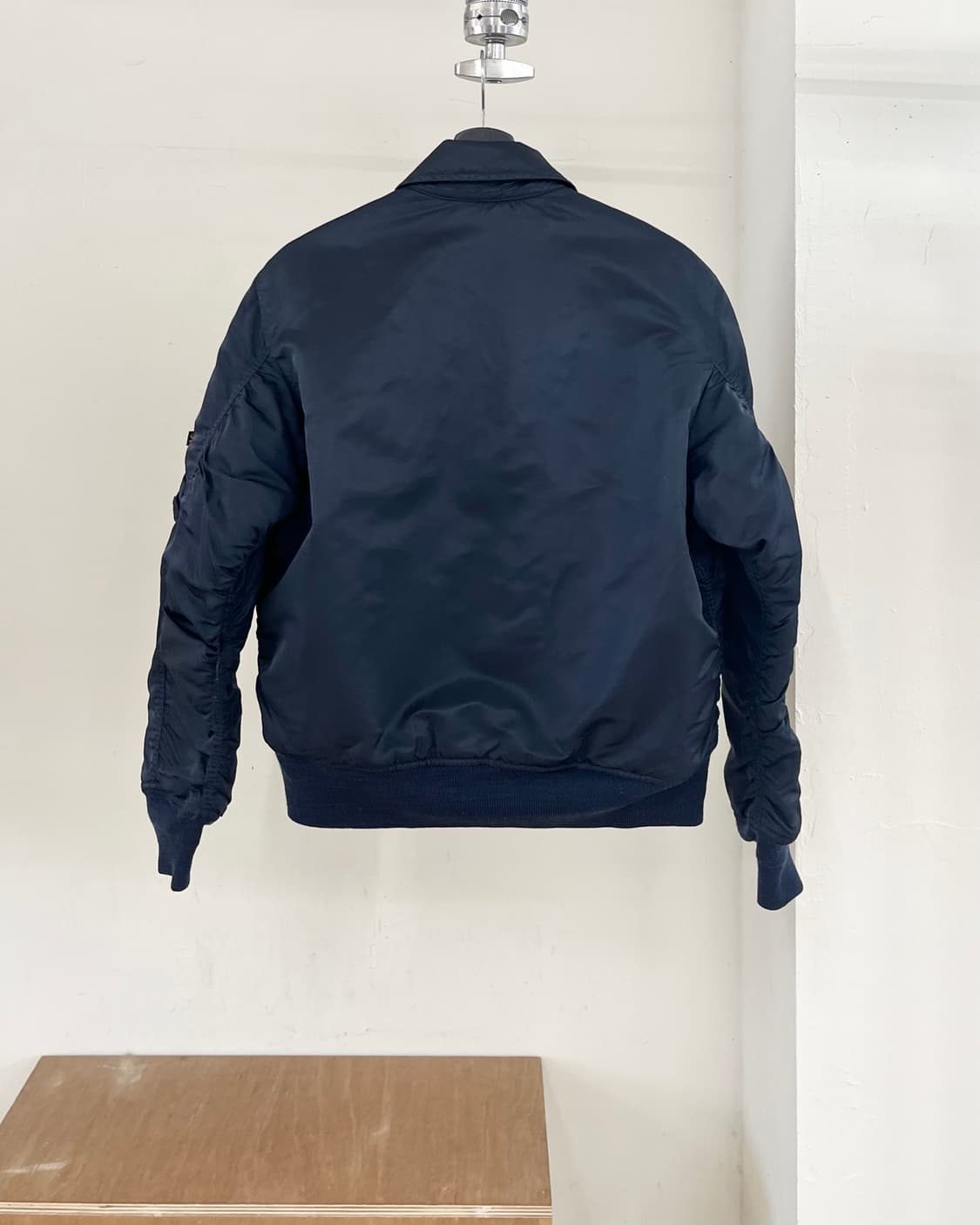 알파 인더스트리 네이비 cwu-45p 파일럿 자켓 상품이미지6