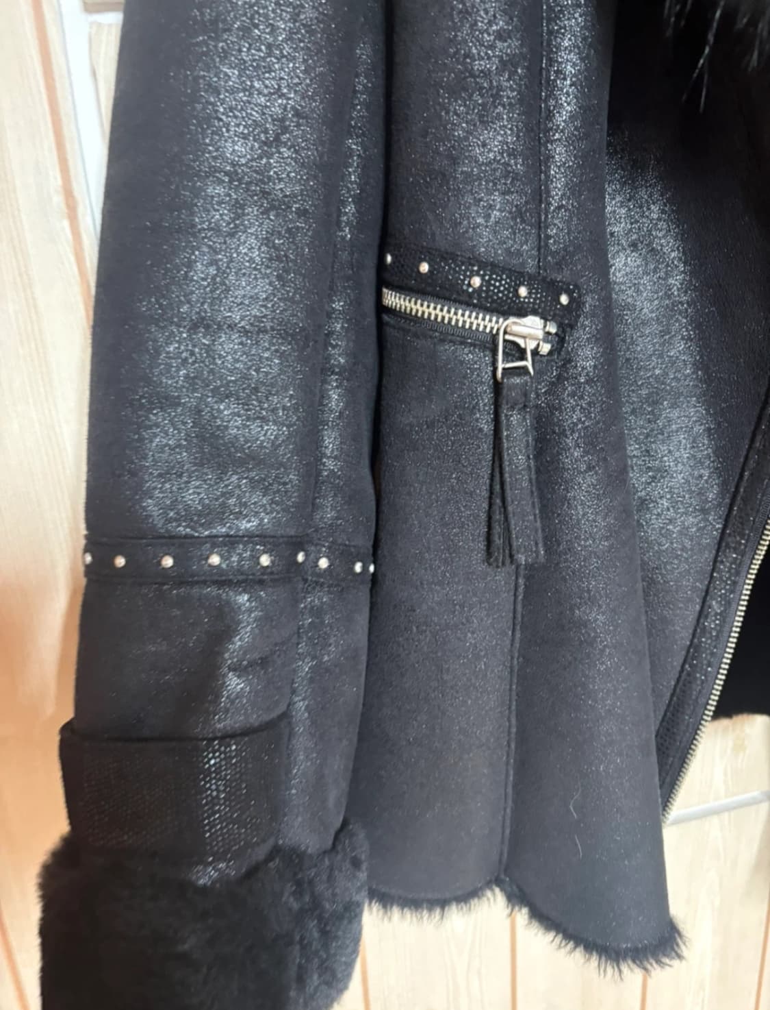 GGPX 블랙 무스탕 s 상품이미지3