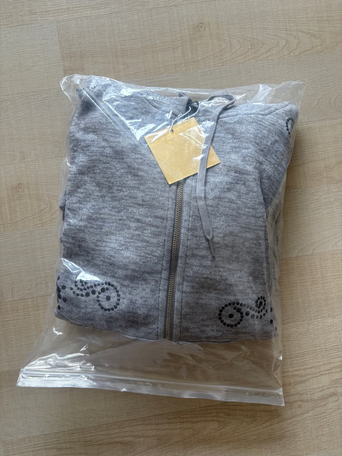 폴리수엠 후디 새상품 상품이미지3