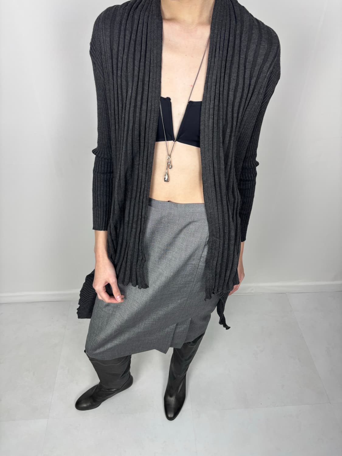 BACK PATTERNED LONG CARDIGAN 상품이미지3