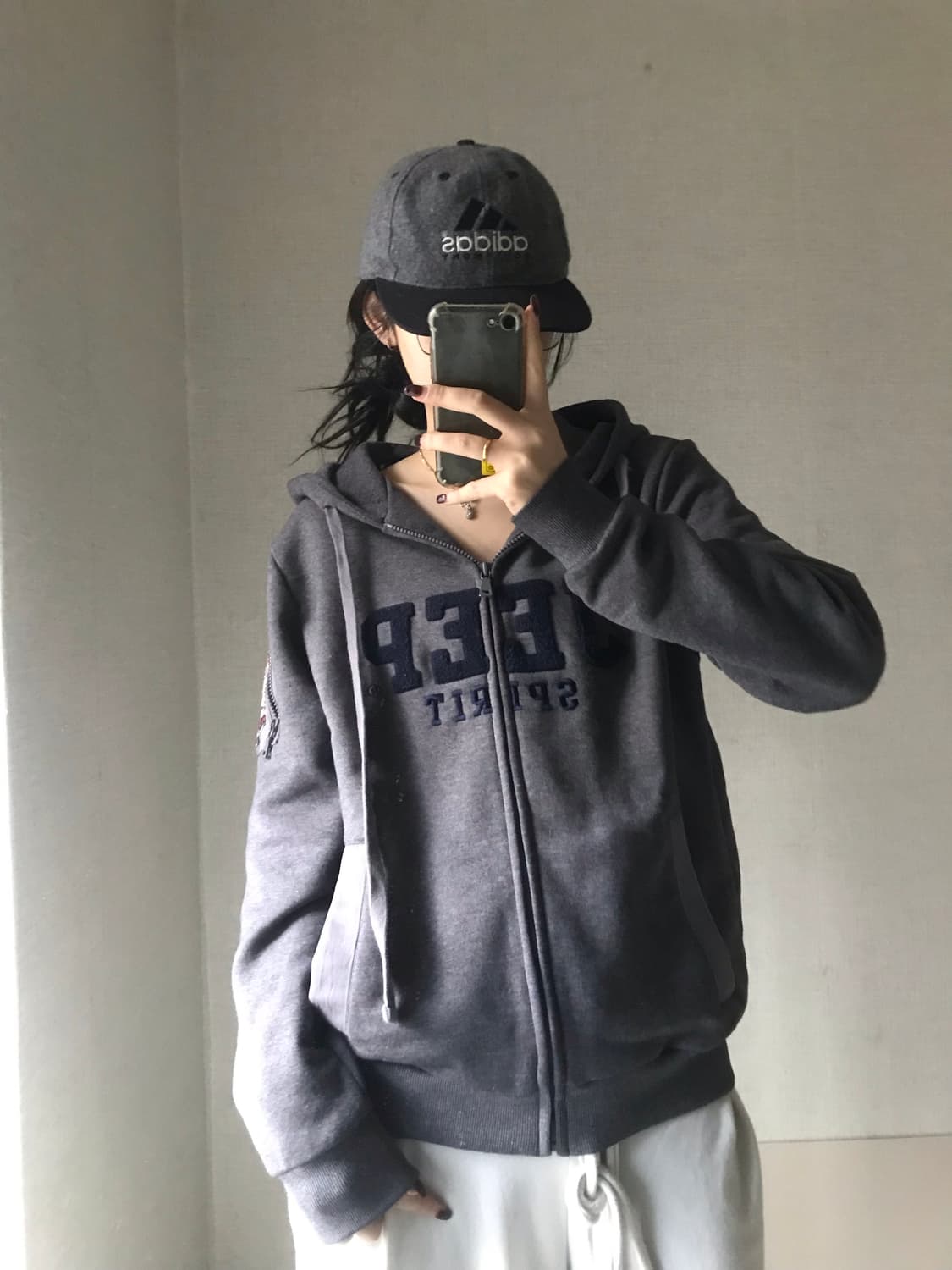 지프 그레이 후리스로고 후드집업 상품이미지1