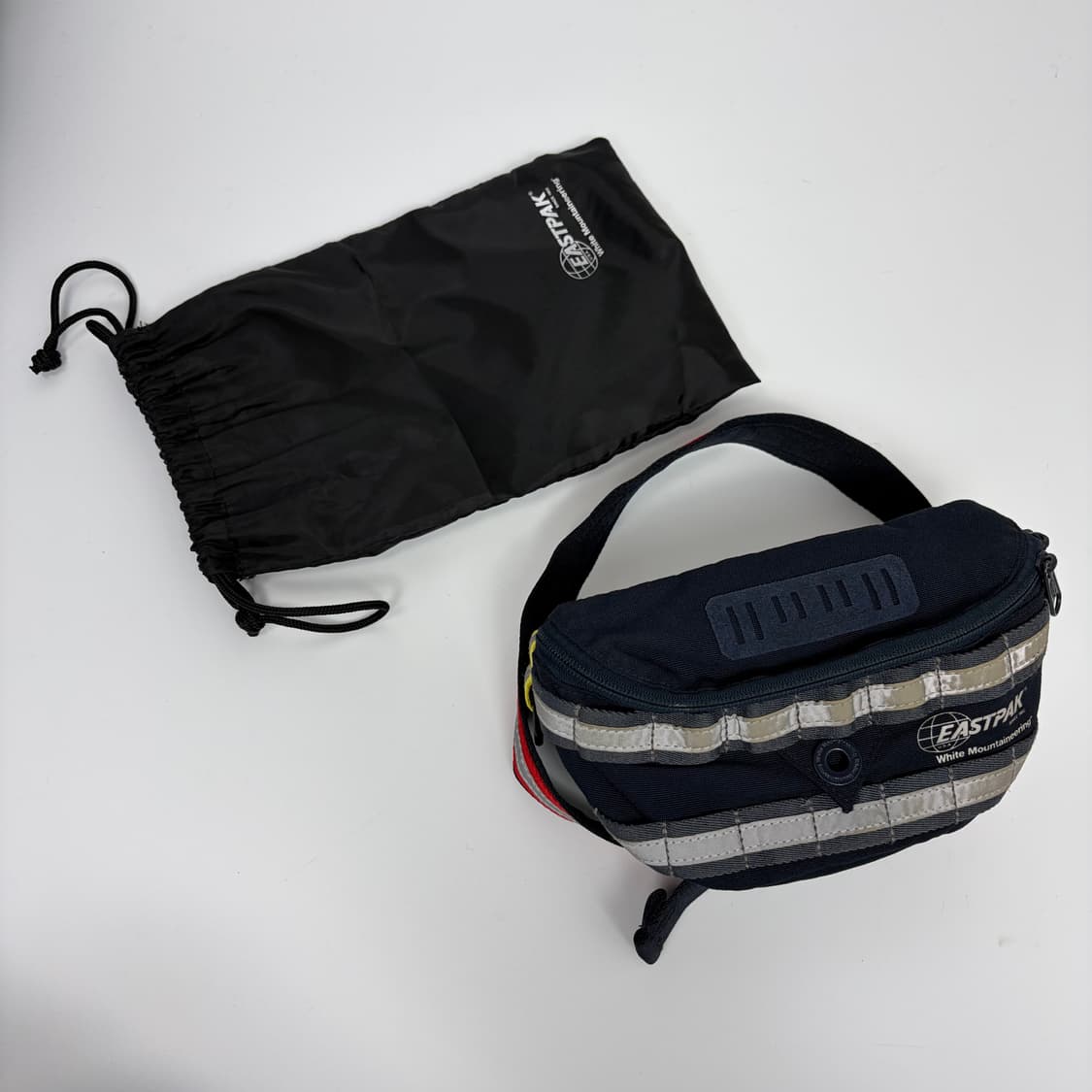 이스트팩 화이트마운티니어링 힙색 웨이스트백 가방 상품이미지8