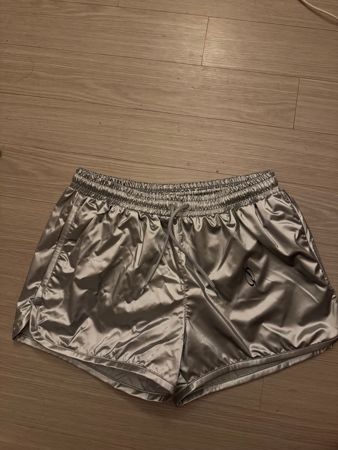 51percent - LOGO SWIM SHORTS - SILVER 상품이미지1
