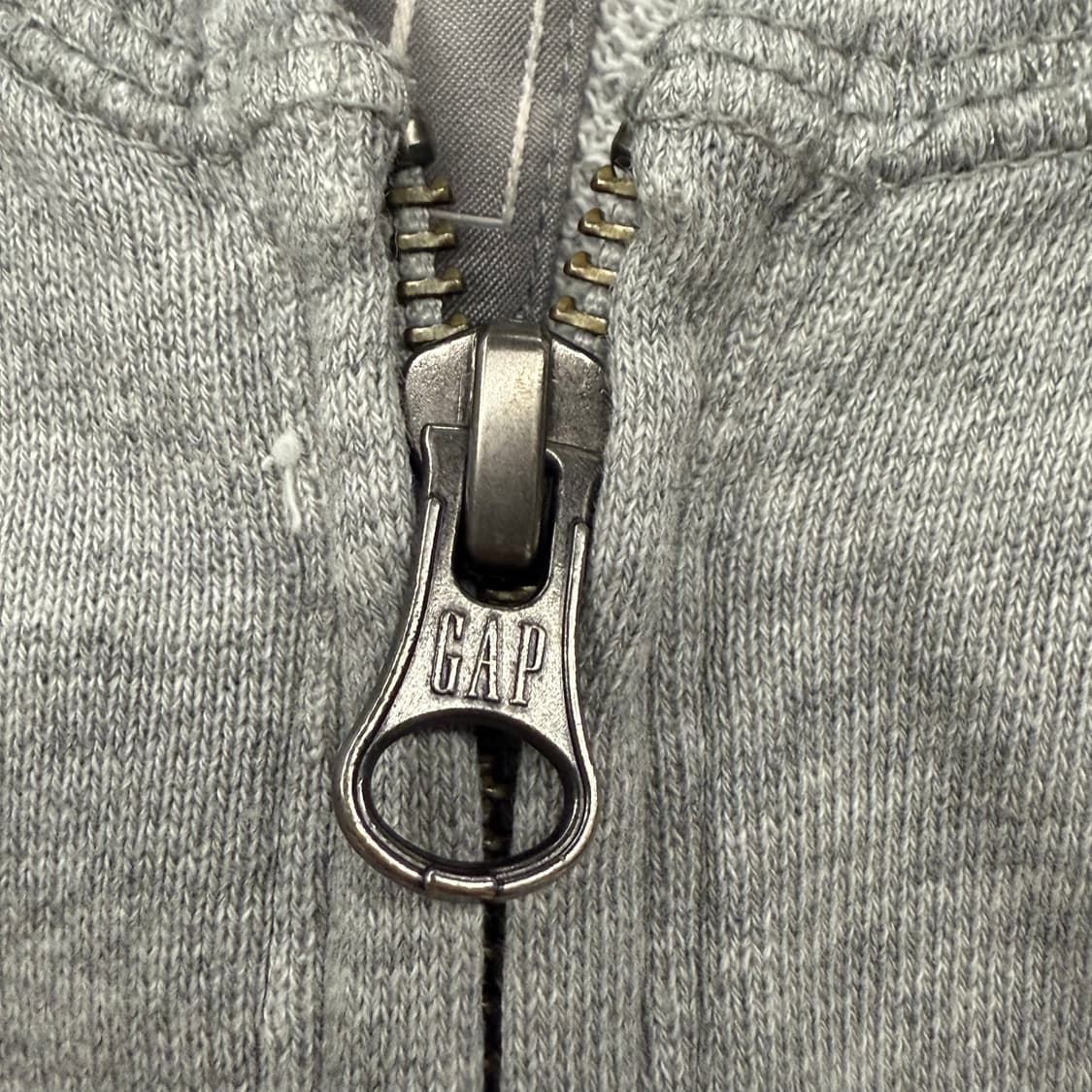갭 그레이 로고 후드집업 상품이미지8