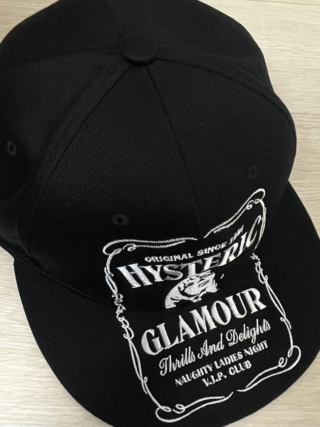 히스테릭 글래머 HYS 자수 캡 모자 블랙 상품이미지1