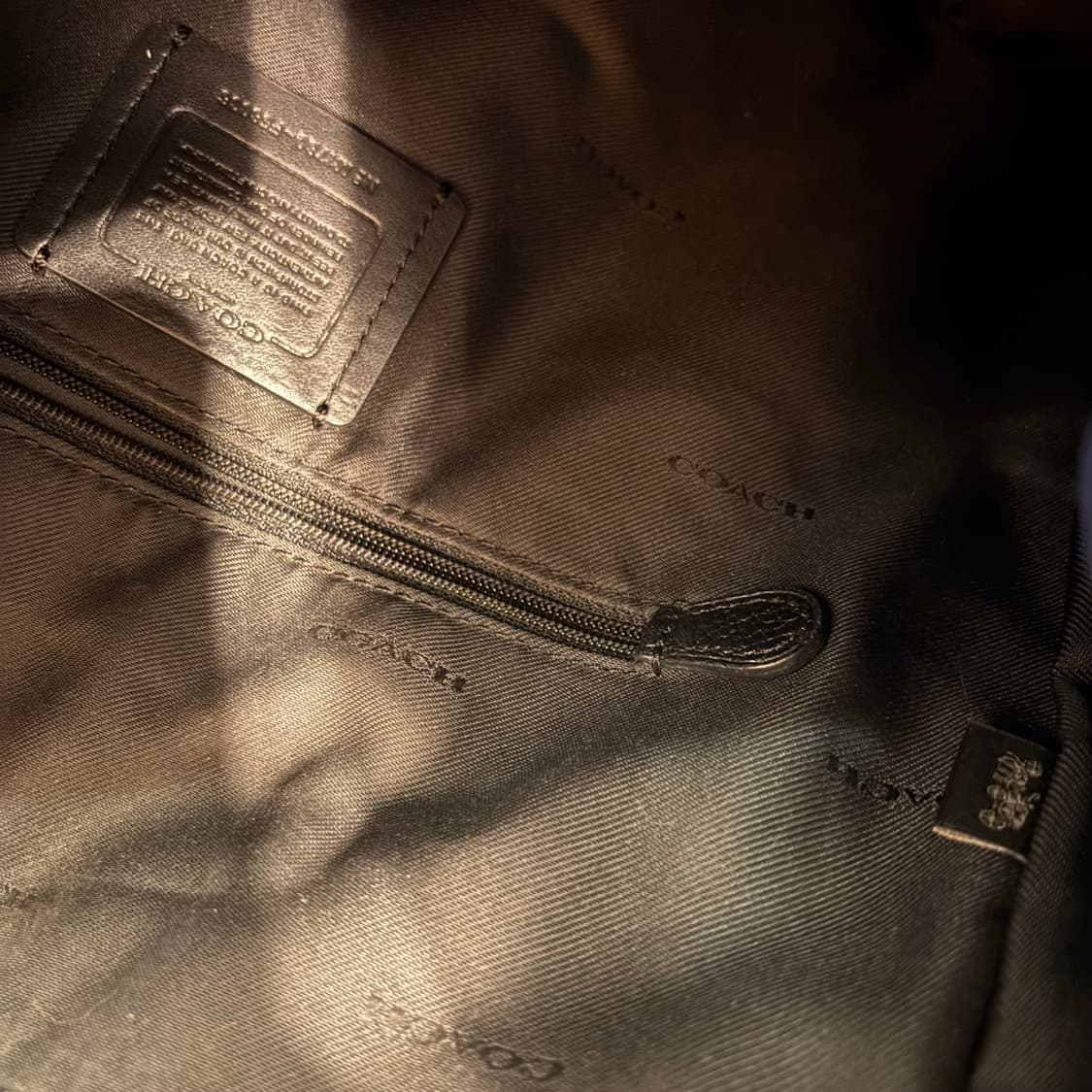 정품 코치 가죽 호보 숄더백     상품이미지8