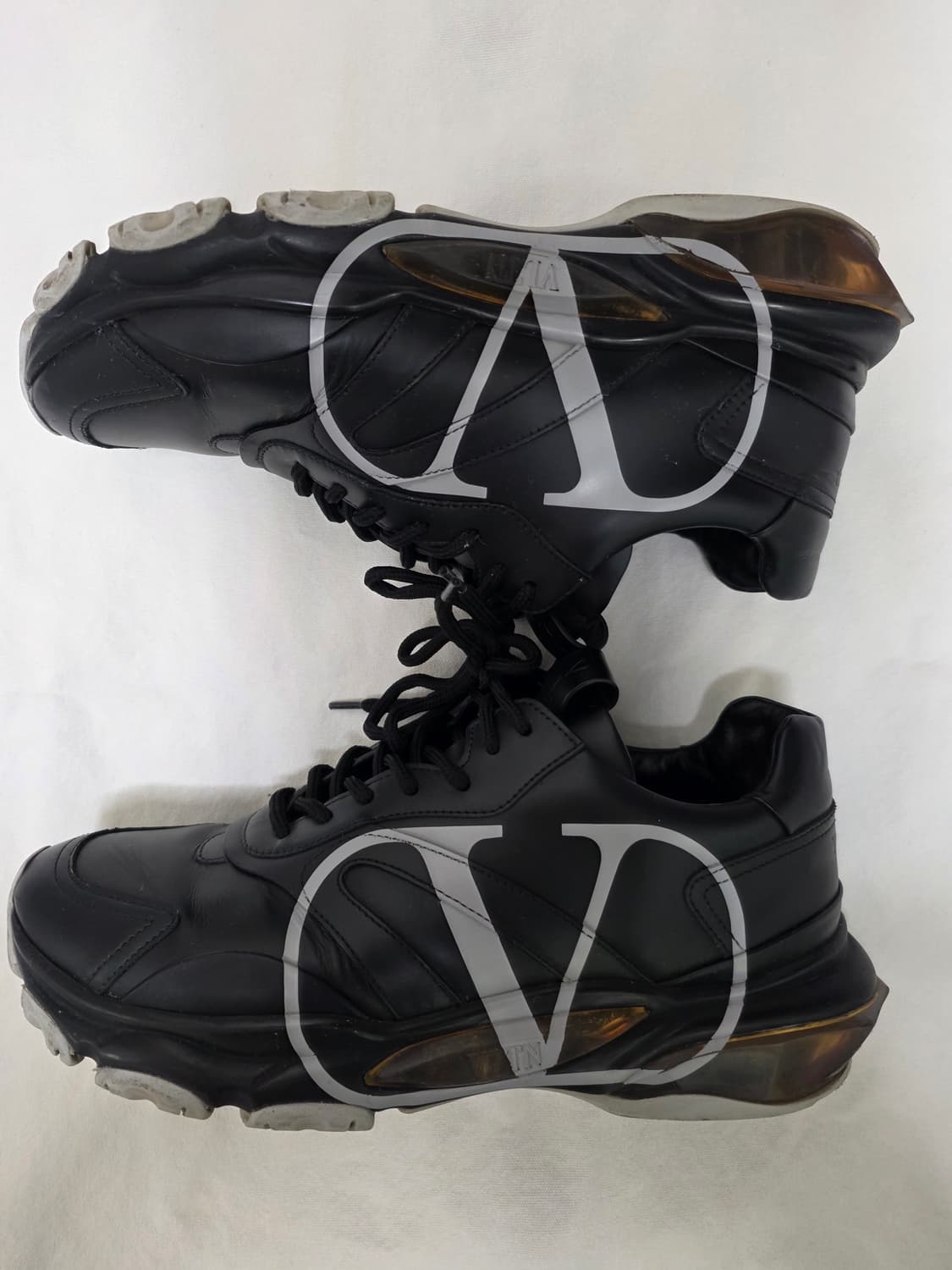 발렌티노 로고 스니커즈 정품 상품이미지1