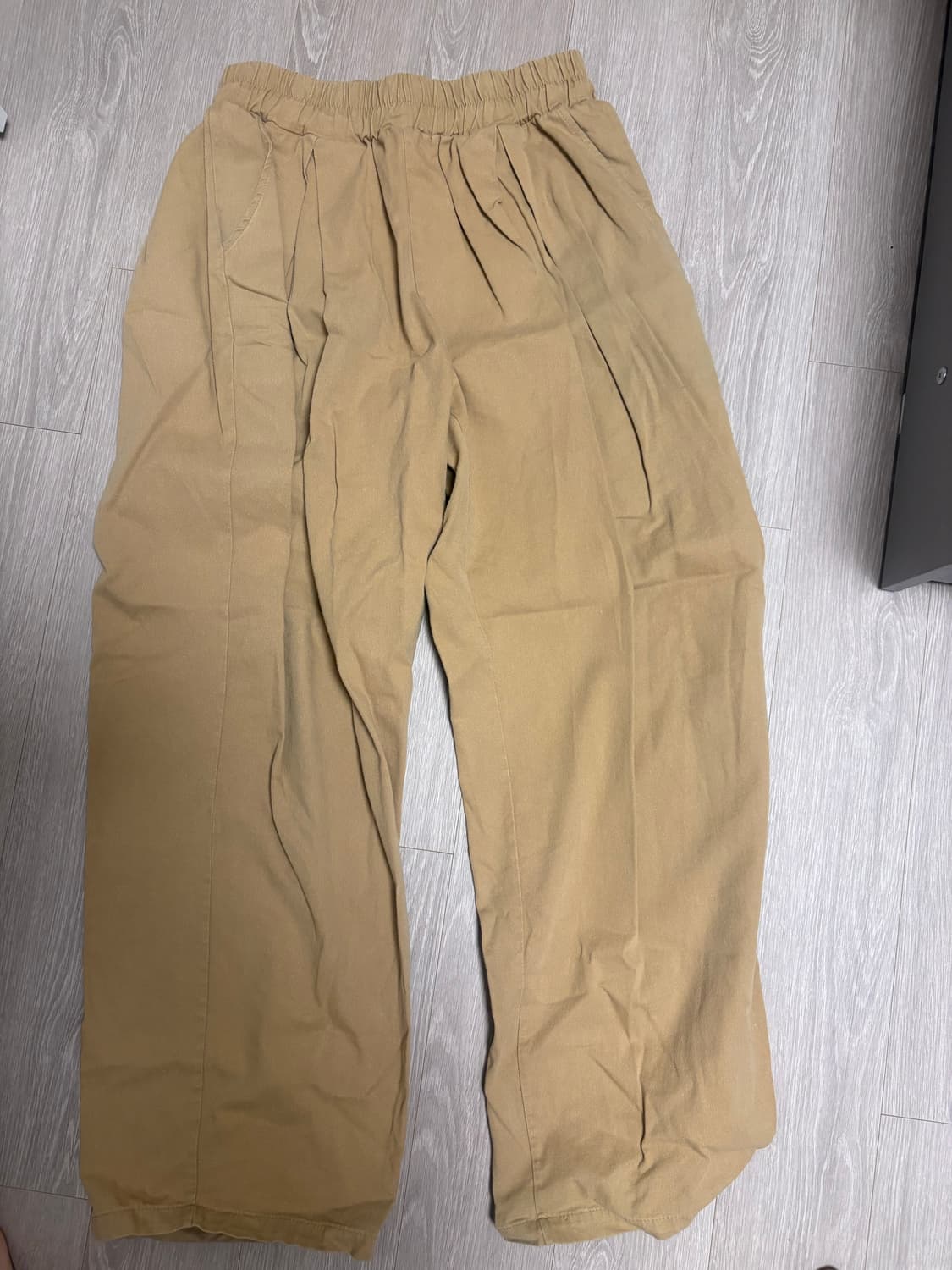 피아네르 맞주름 와이드 밴딩 코튼 팬츠 진베이지 상품이미지3