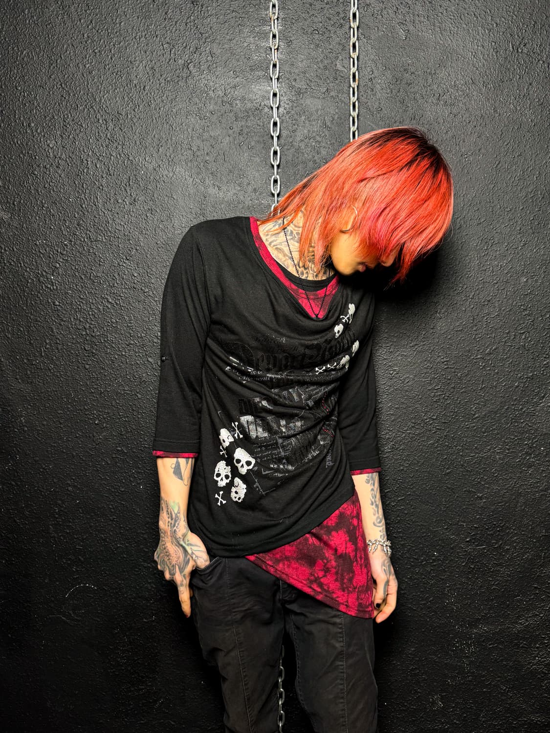 Black & Red Layered 3/4 Sleeve T-shirt   상품이미지1