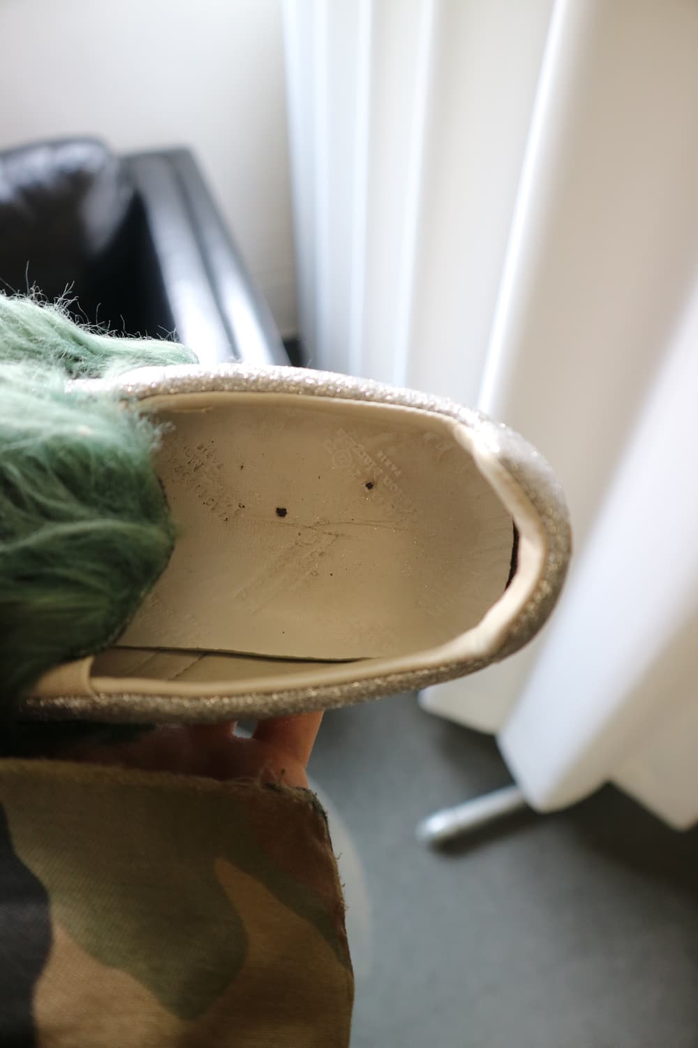 Maison Margiela glitter fur sneakers 상품이미지3