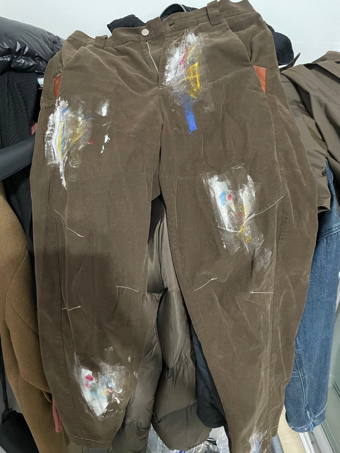 더뮤지엄비지터 코듀로이 페인팅팬츠 상품이미지3
