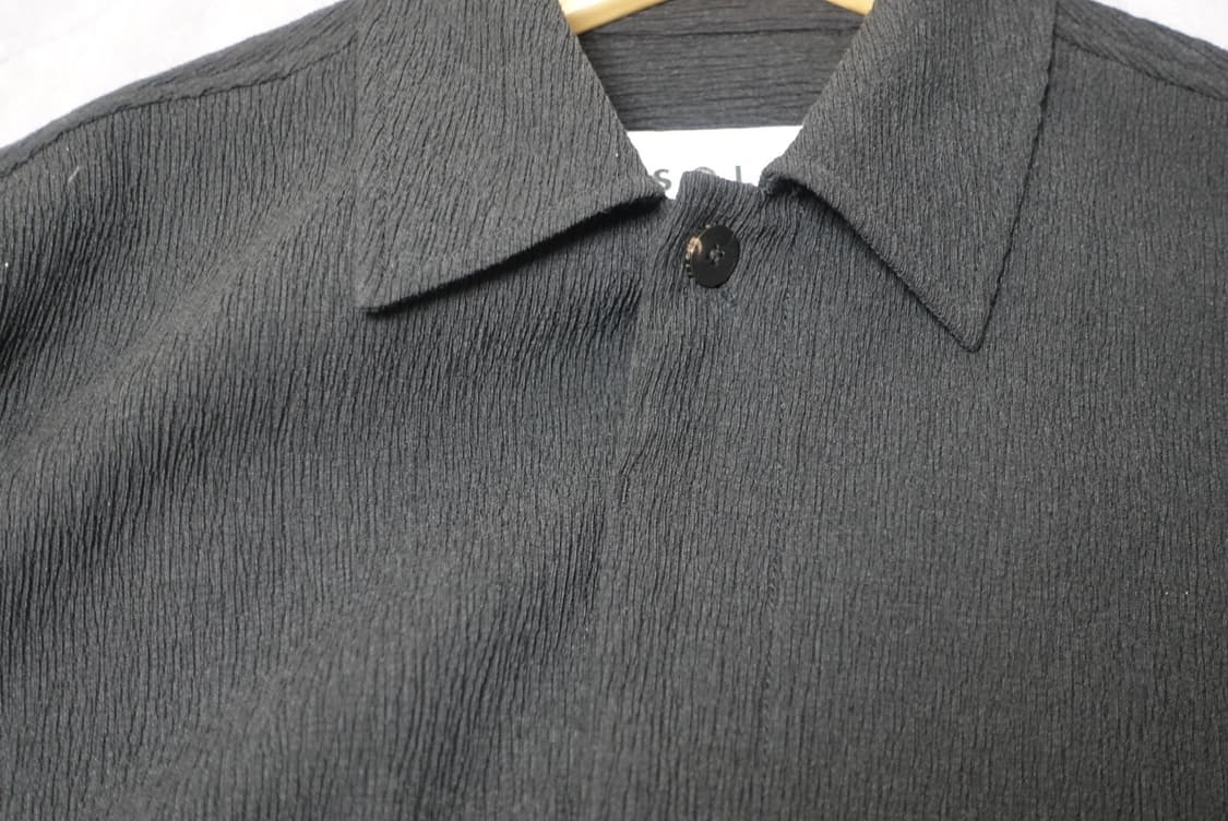 솔리드옴므 플리츠 셔츠 블랙 44사이즈 상품이미지2