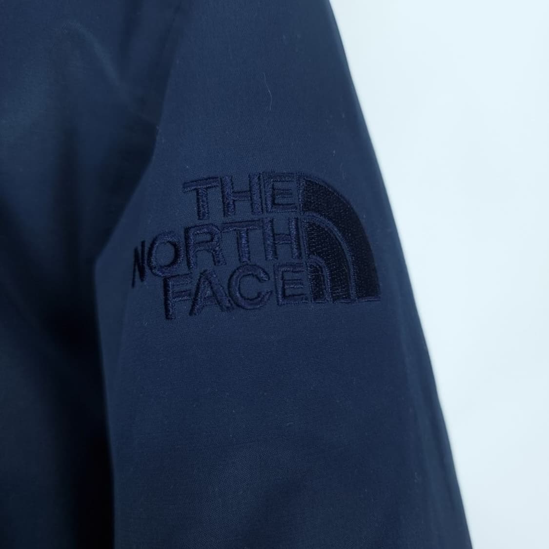 [노스페이스] 거위털 구스다운 후드 야상 패딩 네이비 M17978 상품이미지7