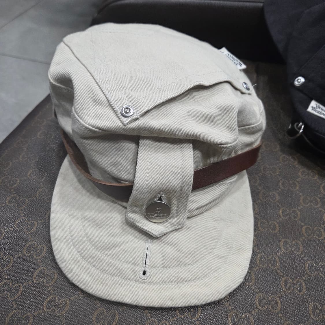 비비안웨스트우드 워크 캡 상품이미지1