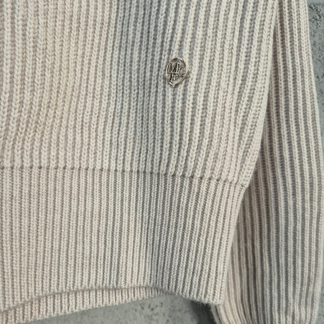 마리떼프랑소와저버 터틀넥 니트 상품이미지6