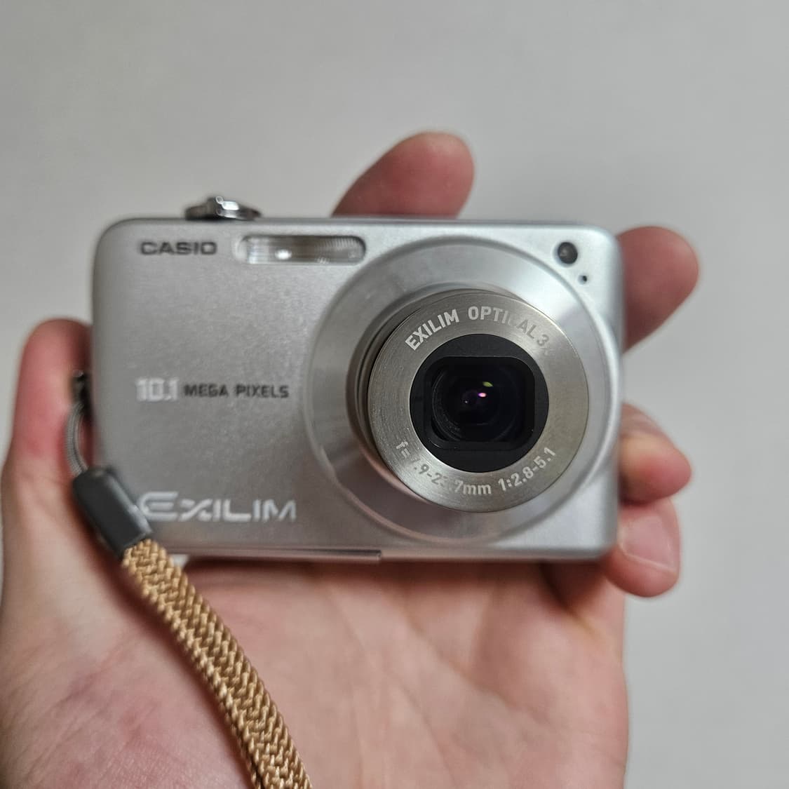 [은채 디카] 카시오 엑슬림 EX-Z1050 실버 디카 르세라핌 상품이미지2