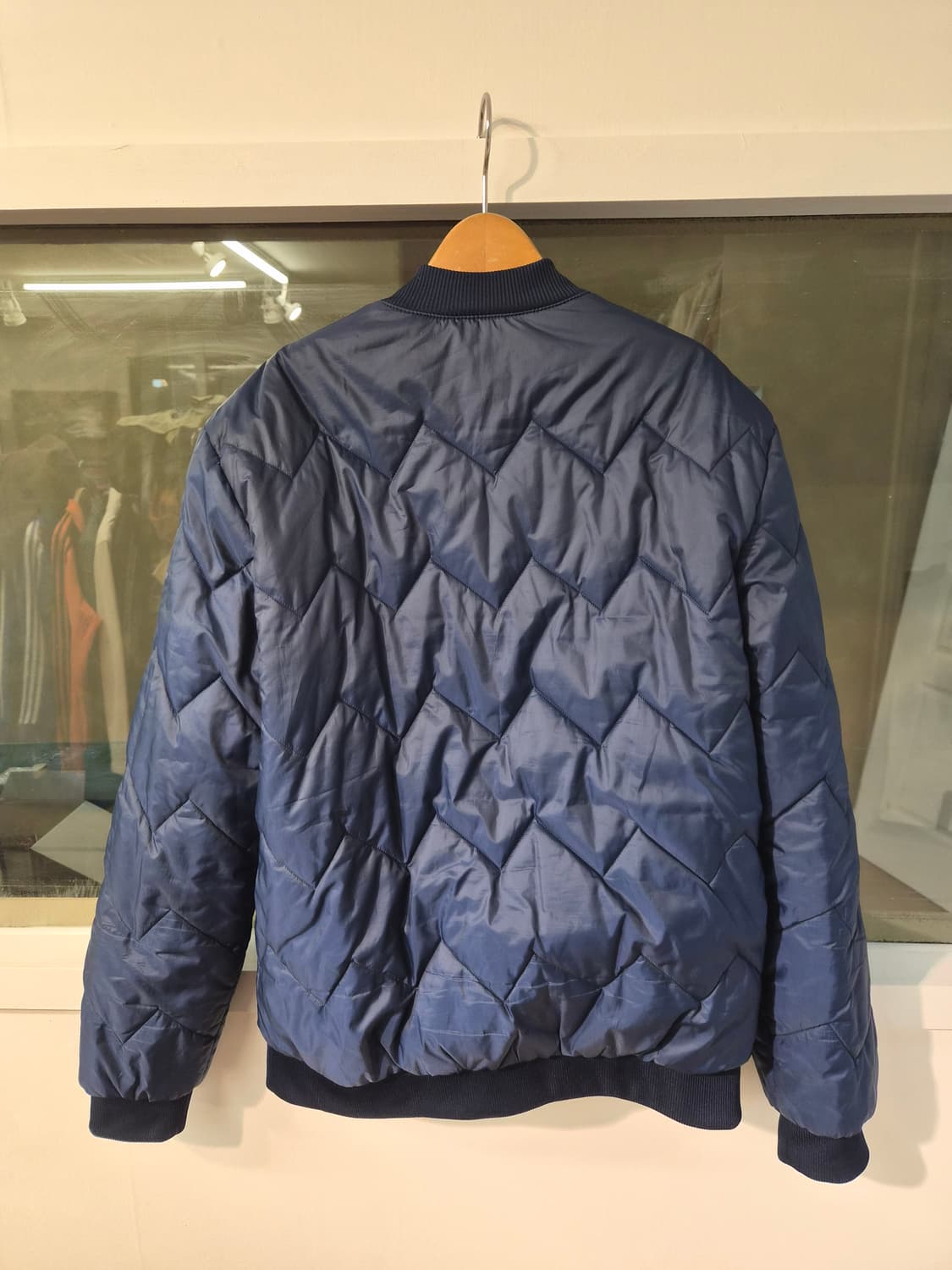 L) 아디다스 SST 네이비 퀼팅 점퍼 팝니다 상품이미지2