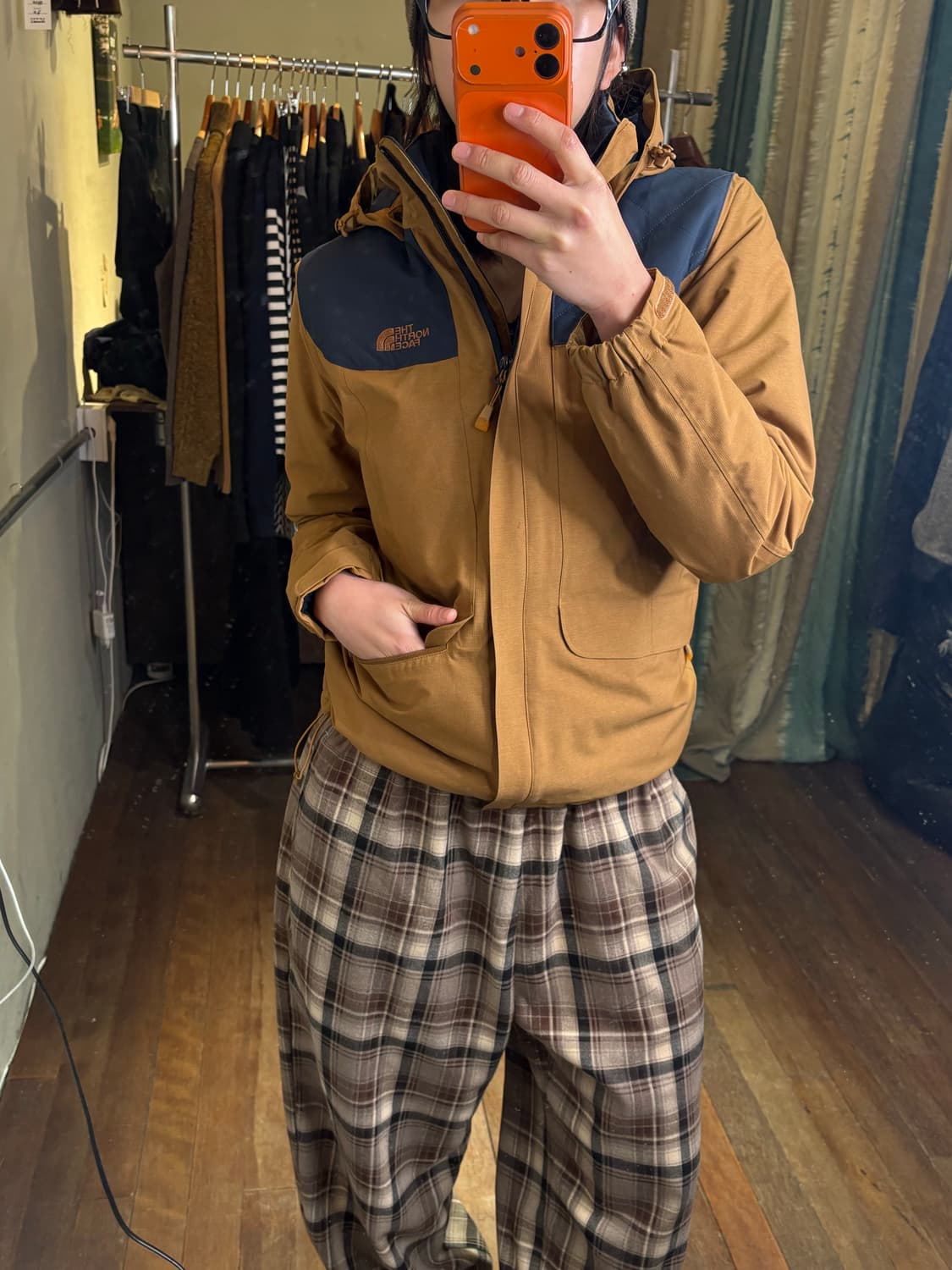 노스페이스 배색 누빔 윈드브레이커 점퍼 상품이미지1