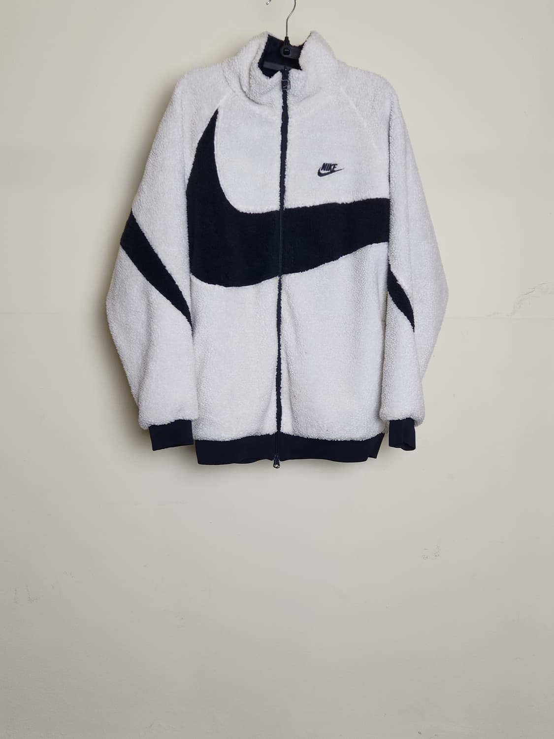 나이키 뽀글이 플리스 자켓 상품이미지1