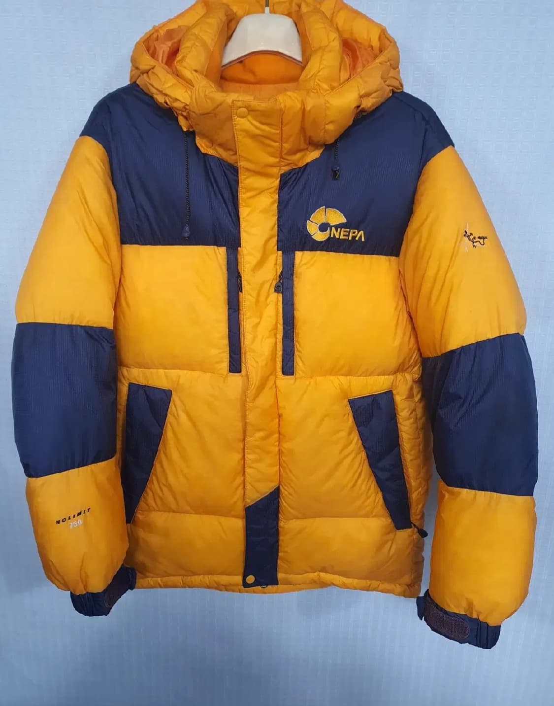 네파 헤비 구스패딩 상품이미지1