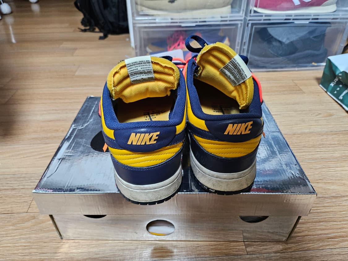 (280) 나이키 x 오프화이트 덩크 로우 유니버시티 골드 미드나잇 네이 상품이미지5