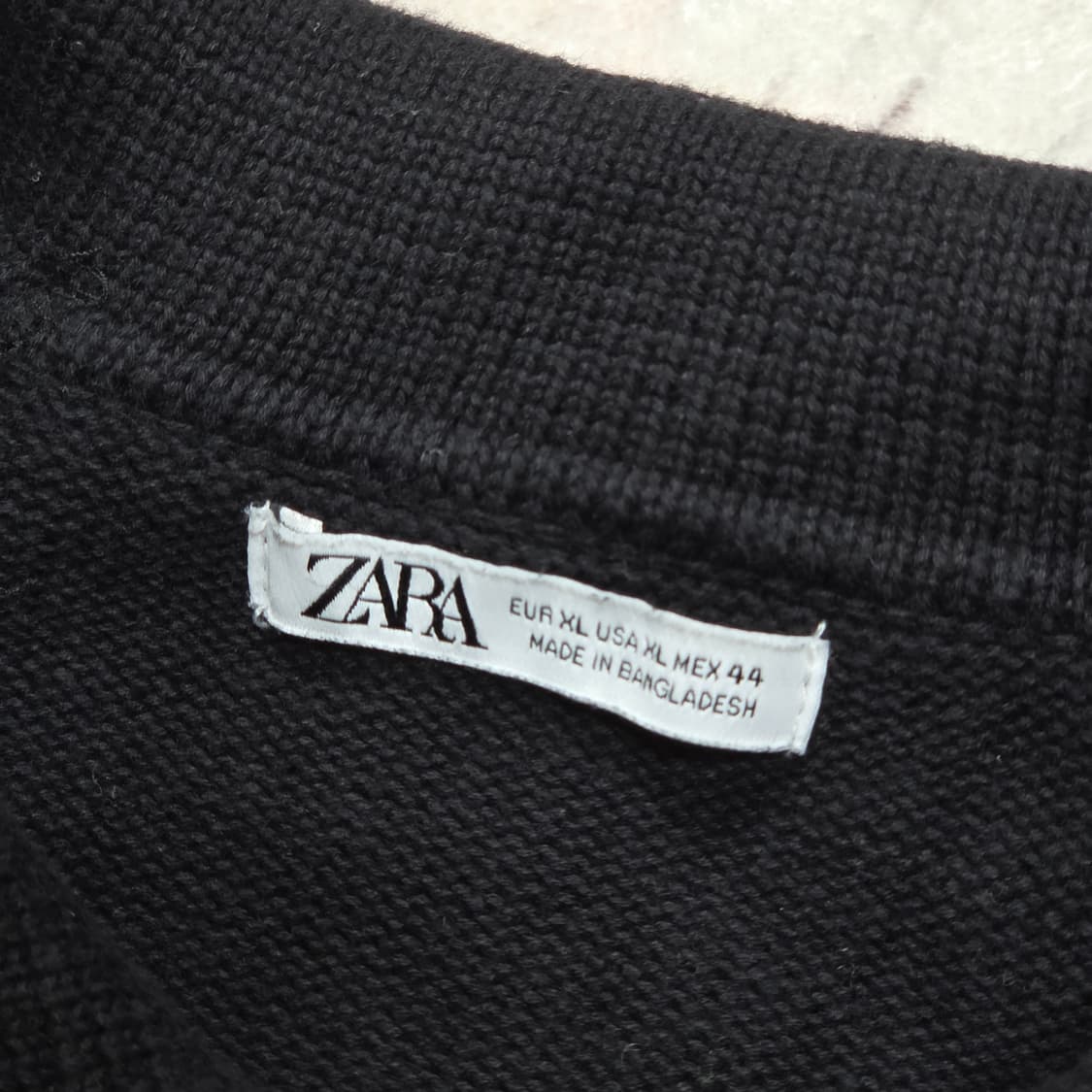 자라 블랙 카라 니트  상품이미지7