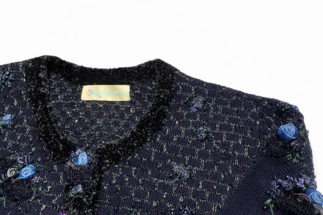 JPN 90s 일본 빈티지 비즈 플라워 자수 니트 가디건 상품이미지3