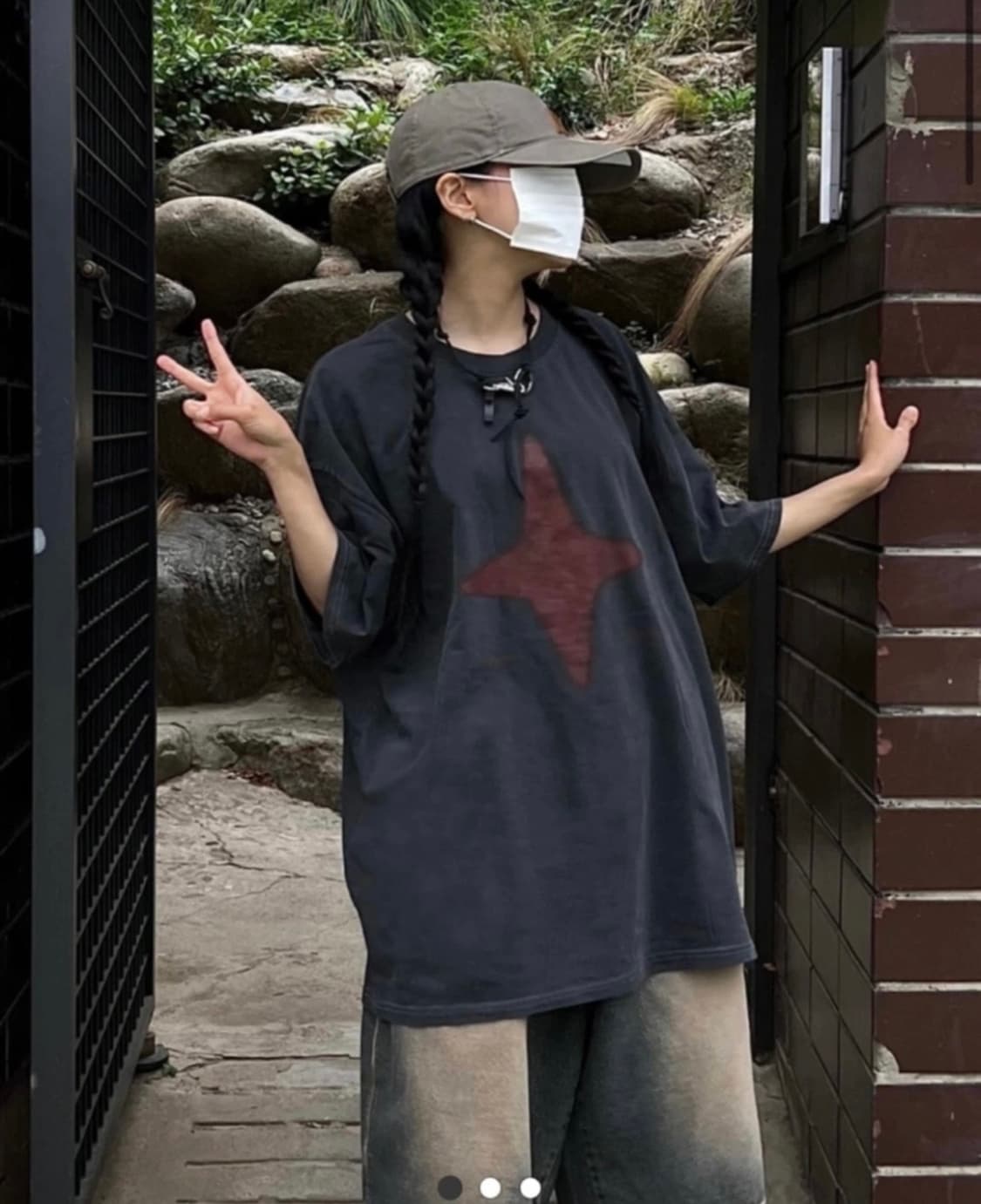 빈티지 y2k 워싱 차콜 반팔티 상품이미지3