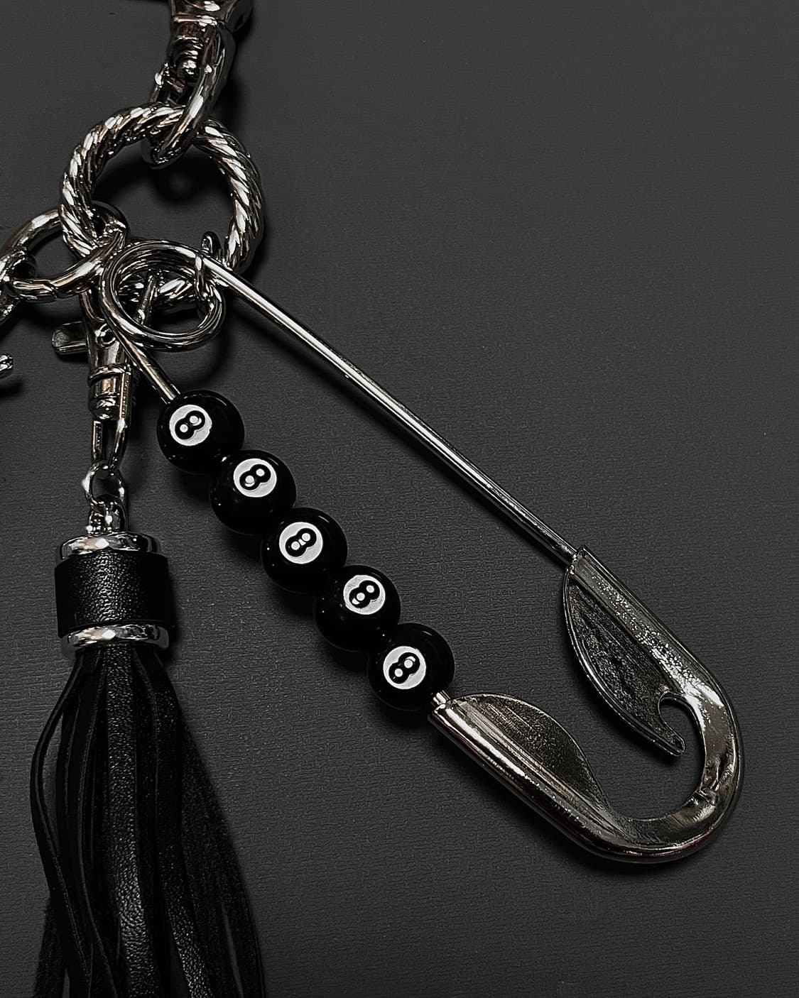 8볼 에스닉 테슬 키링 상품이미지5