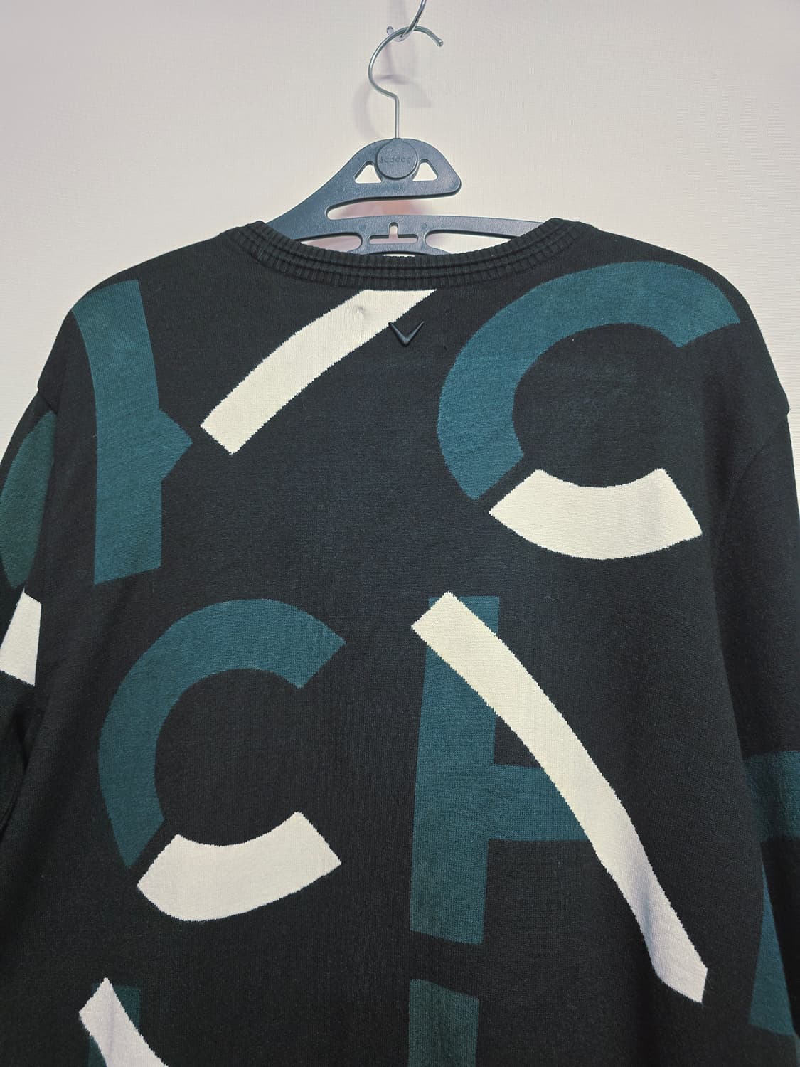 캘러웨이 블랙 패턴 니트 스웨터 상품이미지6