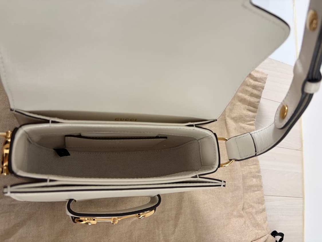 구찌 1955 홀스빗 라운드 미니 숄더백 판매합니다. 상품이미지8