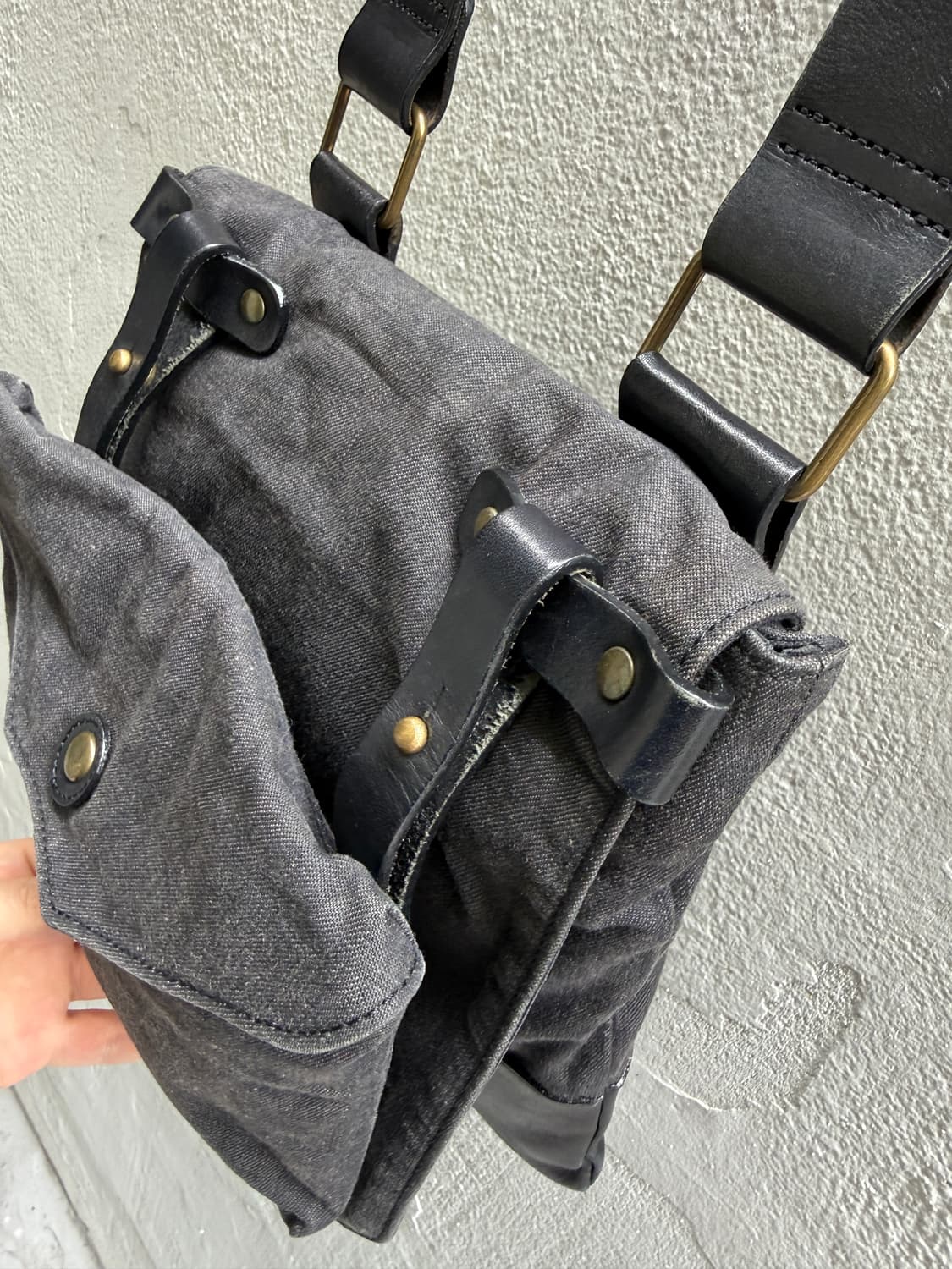 90s 드리스반노튼 크로스백 상품이미지5