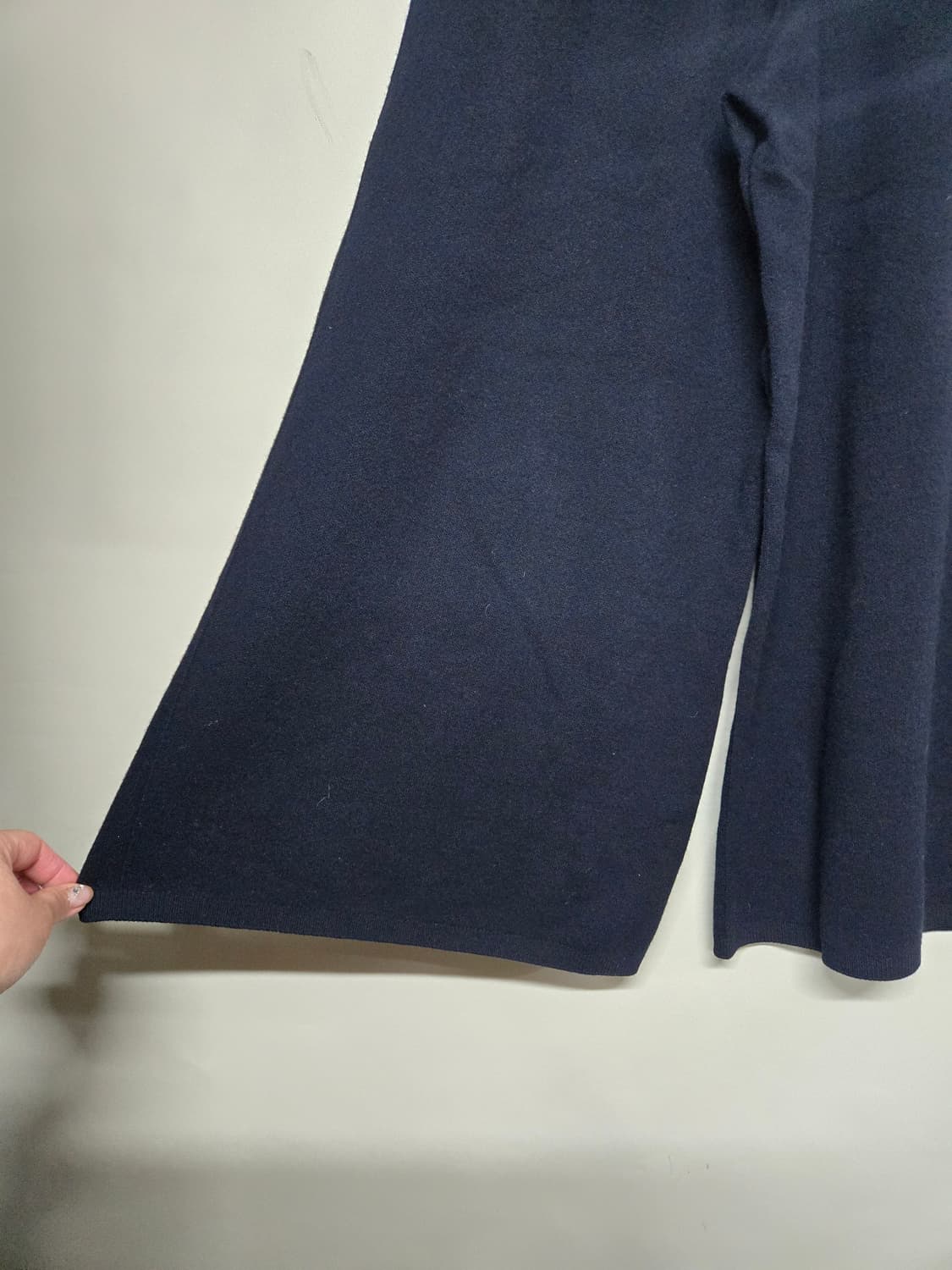 한섬 니트 와이드 팬츠 네이비 free 상품이미지3