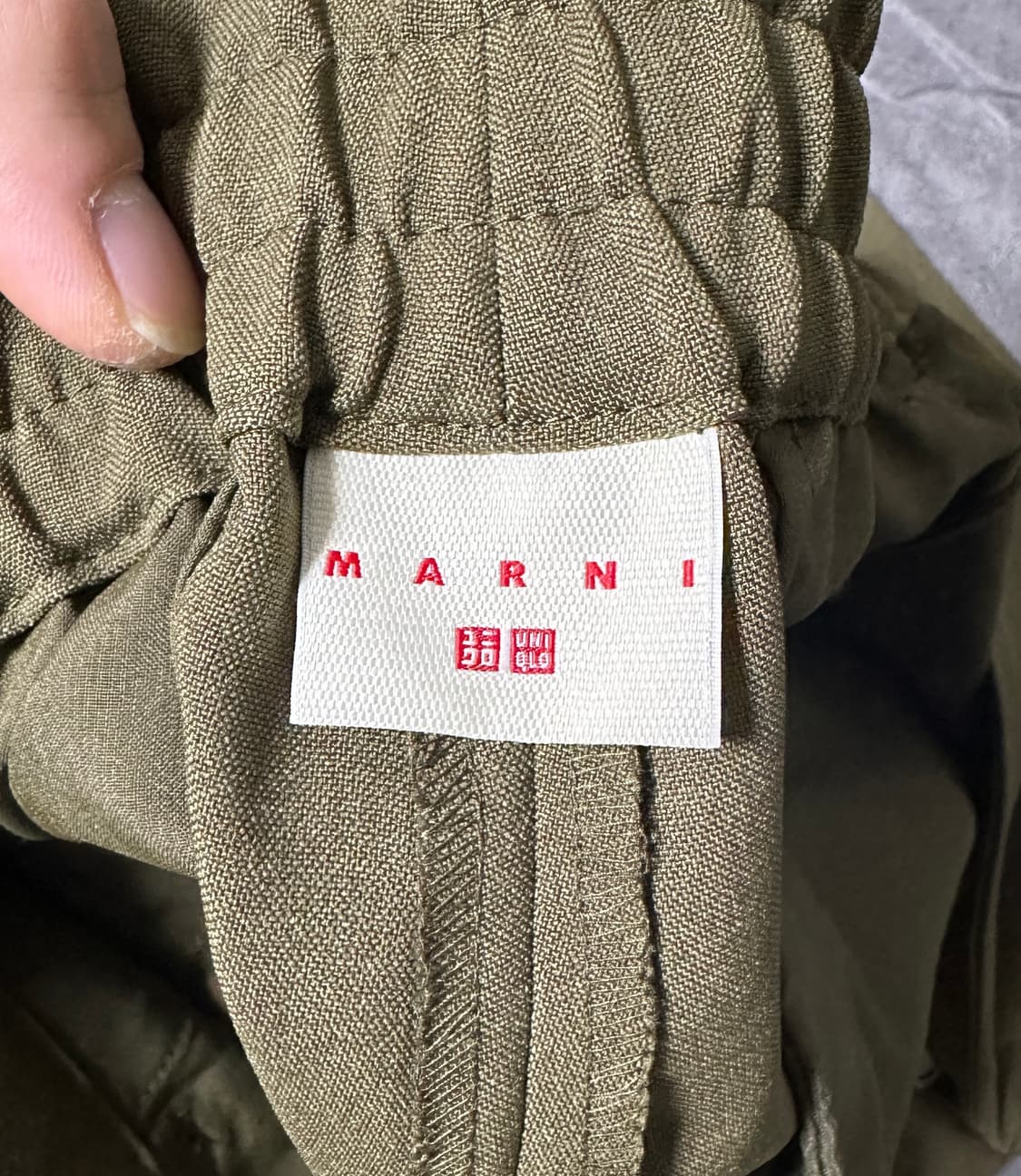 유니클로XMARNI 콜라보 슬랙스 상품이미지2