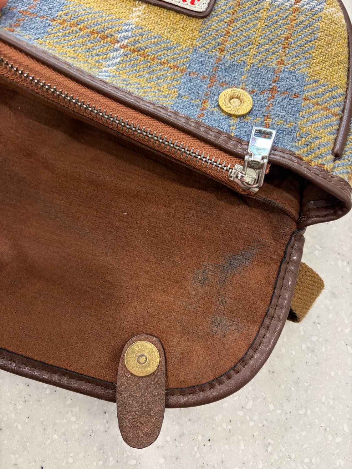 96. 해리스트위드 체크 미니 크로스백 상품이미지3