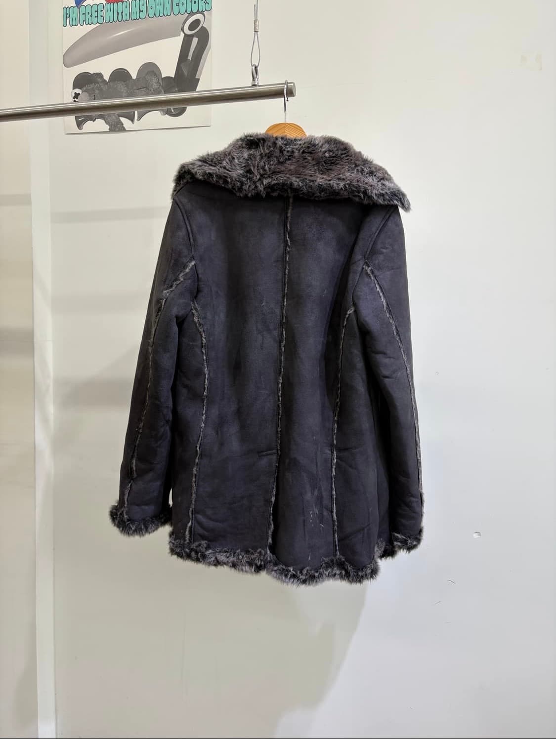 세만틱 디자인 무스탕 상품이미지2