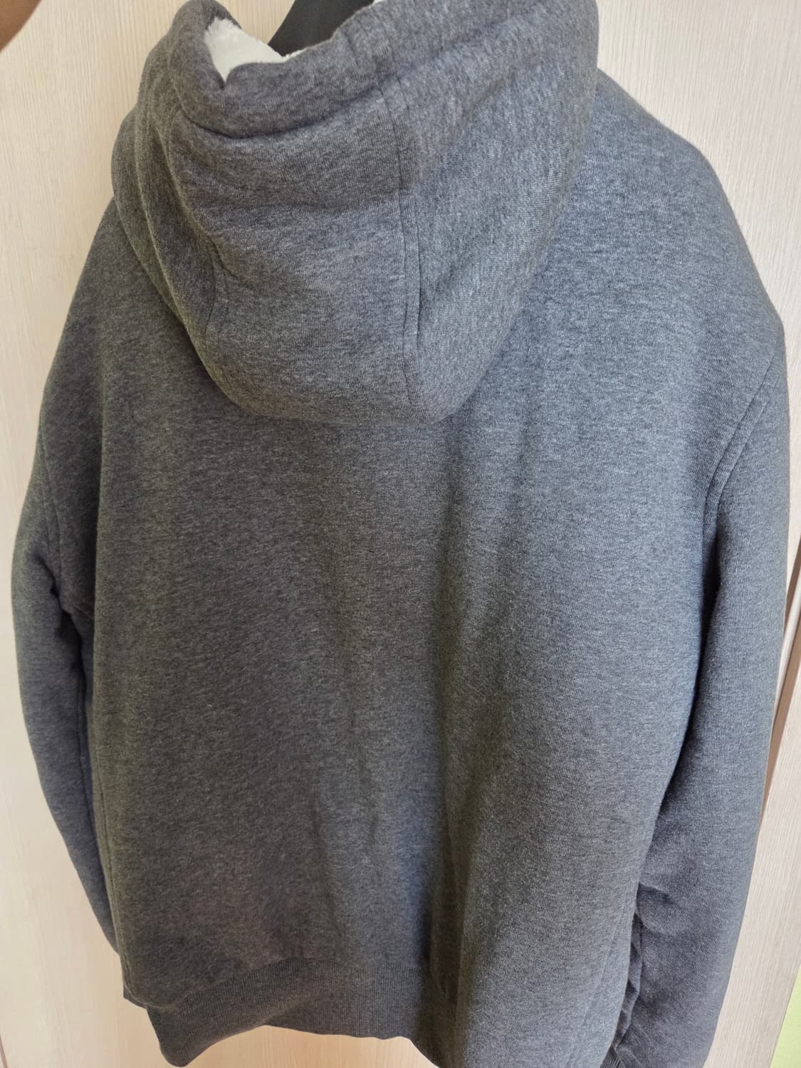 무스너클 버니스웨터 상품이미지3