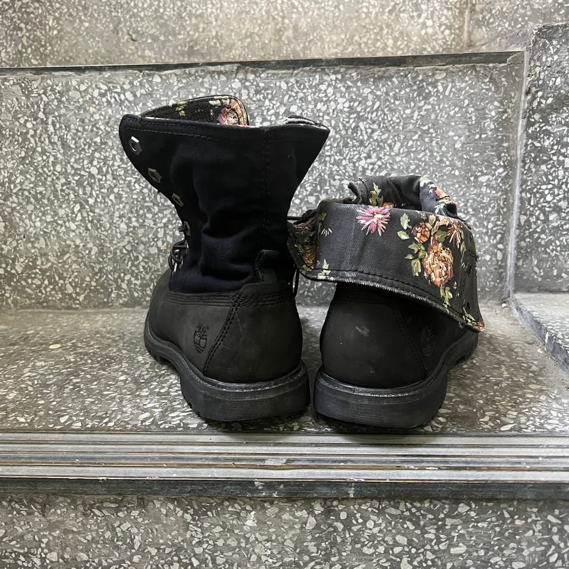 팀버랜드 헤리티지 플로럴 롤탑 워터프루프 부츠 상품이미지5